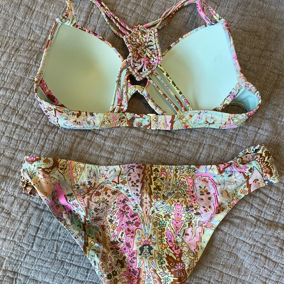 Luli Fama, Victoria’s Secret Swim - Picture 3 of 6